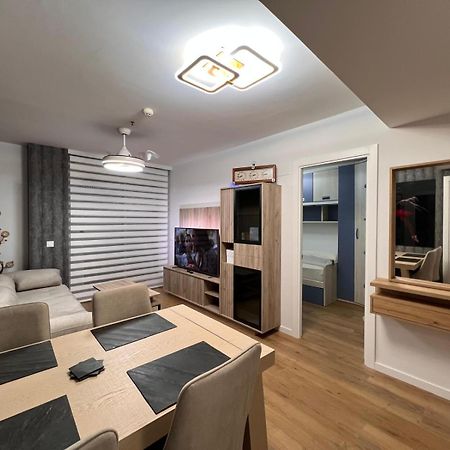 Blois Apartments Rivas-Vaciamadrid Bagian luar foto